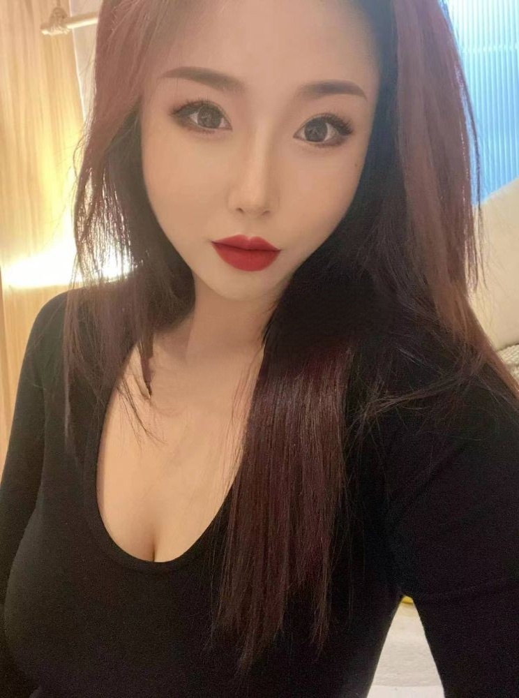 验证E奶纹身妹体验记