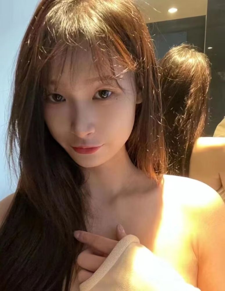 鹿城已验证兼职骚妹 汁多会喷水