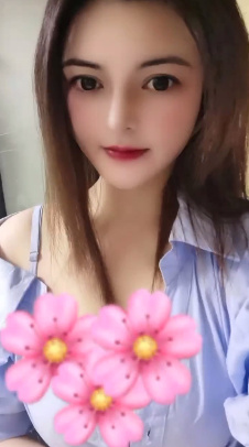 小姐姐胸很软
