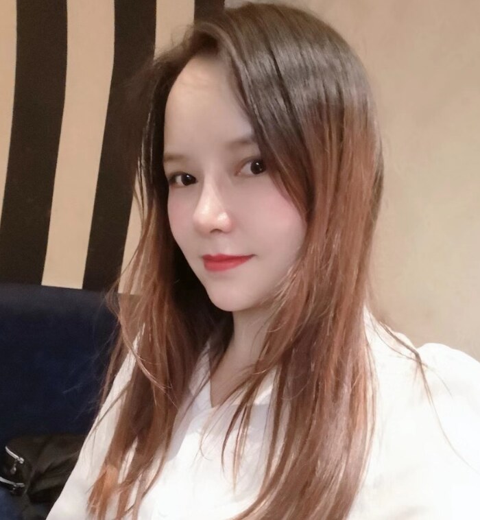 屁股大的姐姐