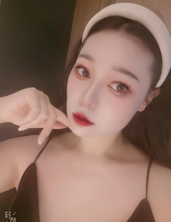 服务型美女媚娘