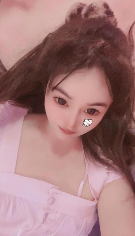 服务系美女小乖