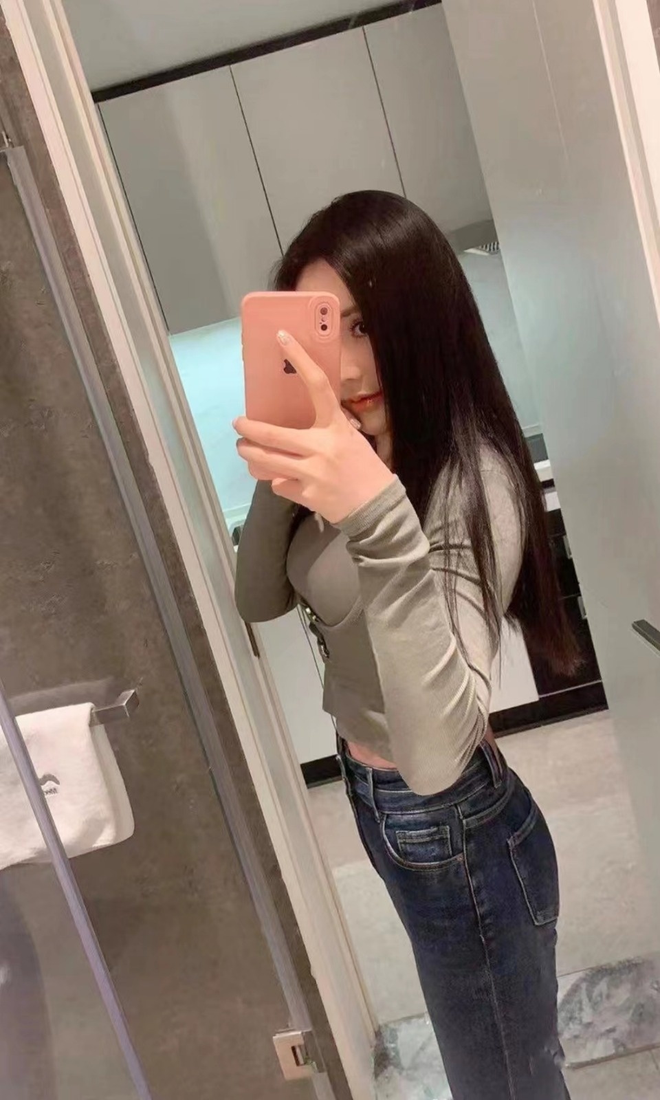 龙岗大波美女