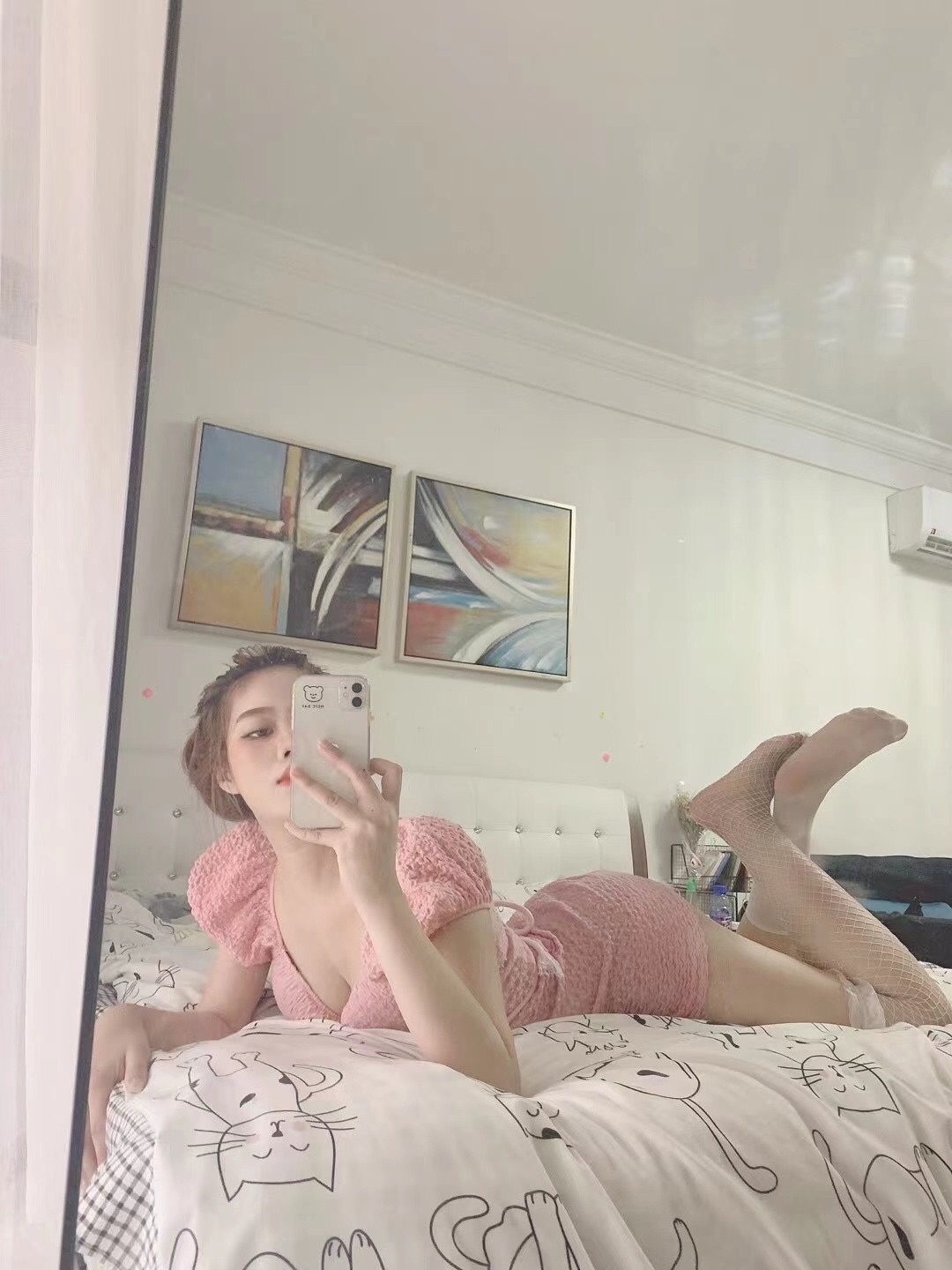 浦东新区很年轻的一个女孩