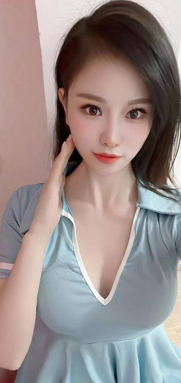 服务系性感大胸妹