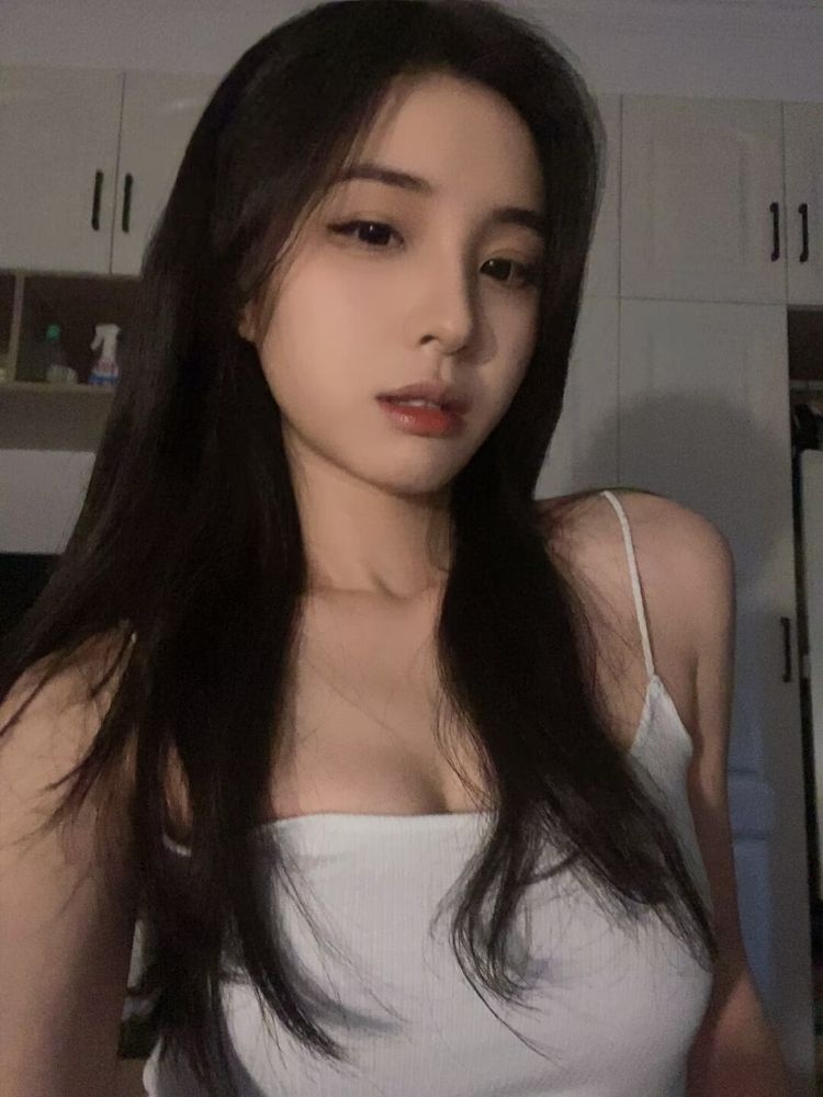 闵行年轻有活力的小双