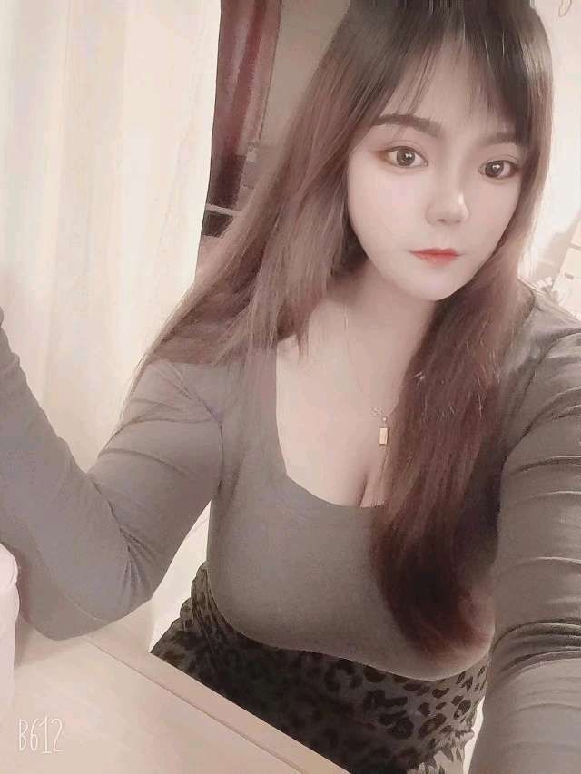 泄火路上偶遇上海路的微胖熟女