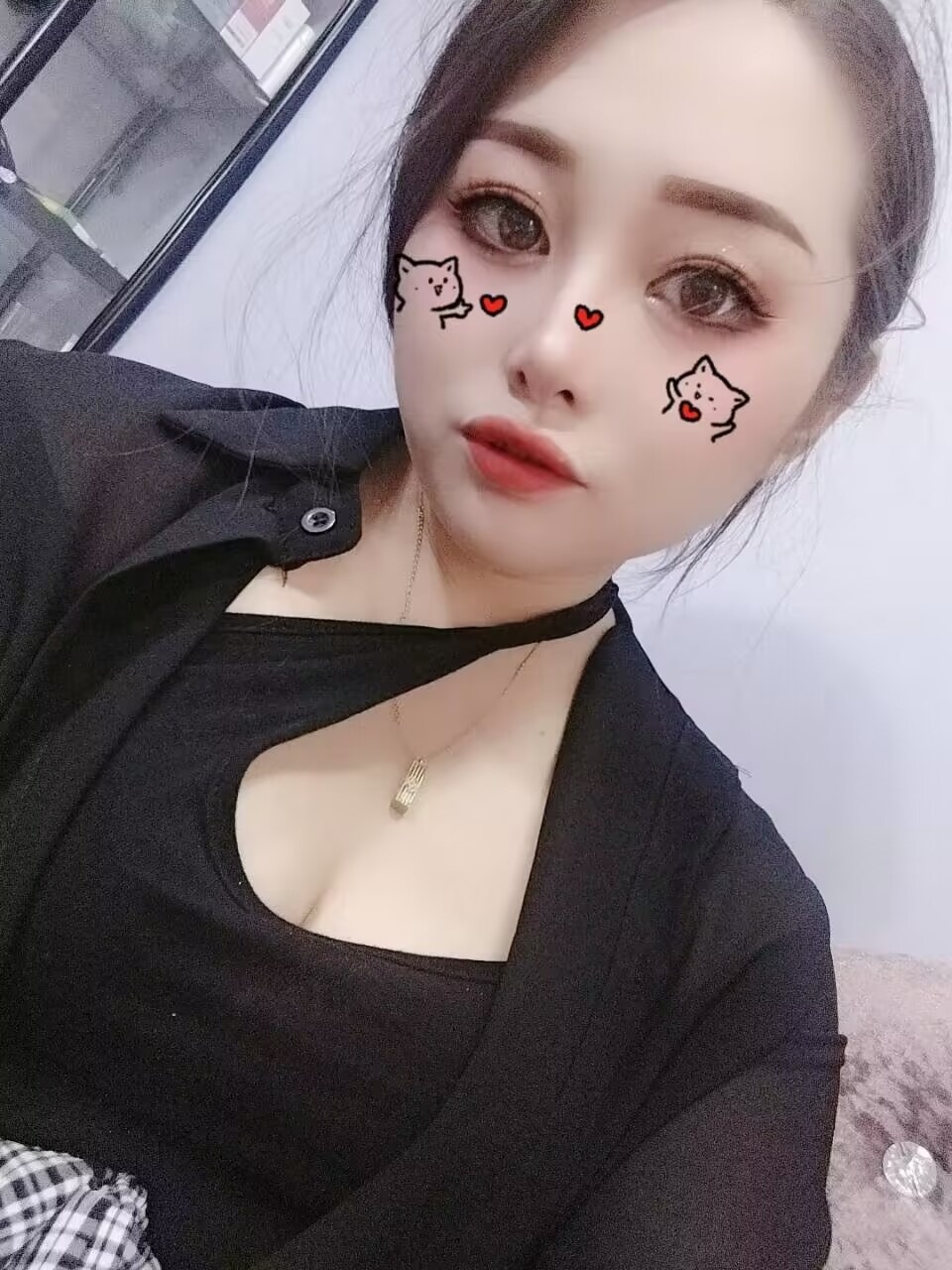 年底出来赚钱的妹妹