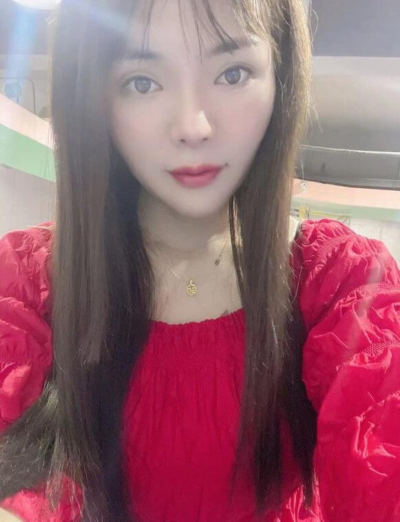 元芬思思小少妇