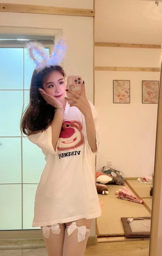分享大奶妹沫沫