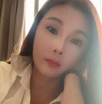 给力的毒龙女