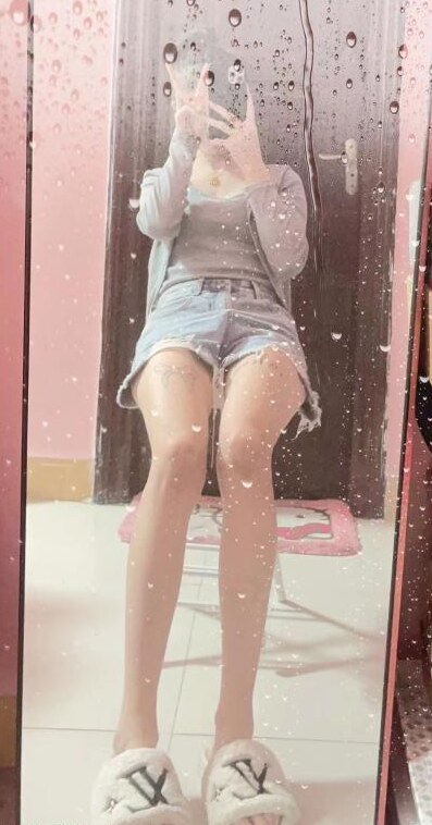 制服小姐姐