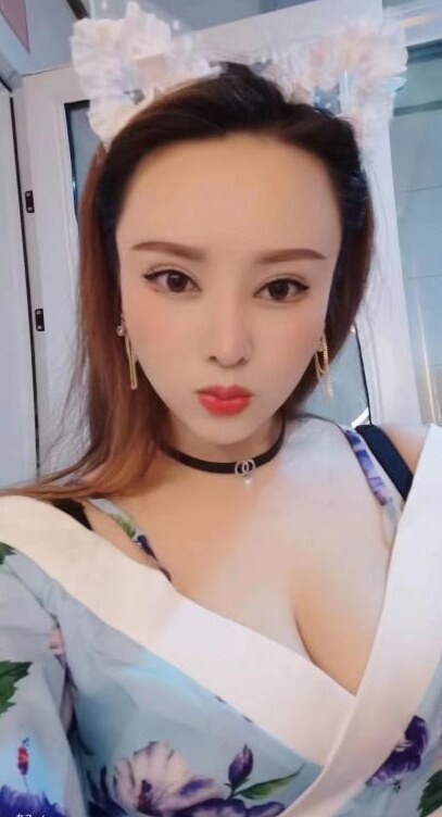 欢乐谷服务系少妇