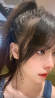 超级漂亮的美少女