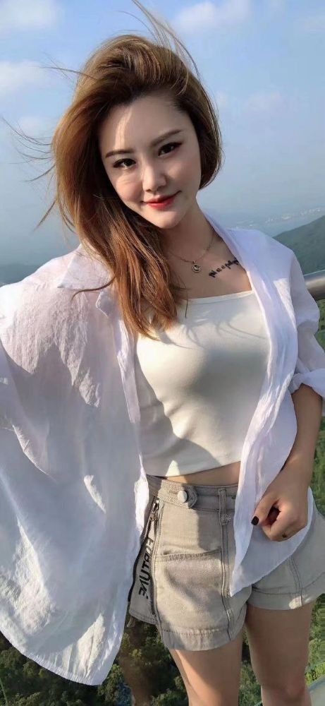 广东深圳福田区的灵儿