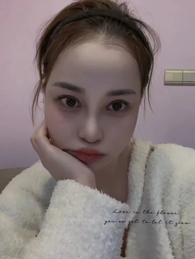 上城性感大胸妹子