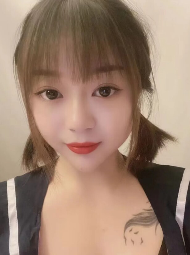 闵行双飞小姐妹