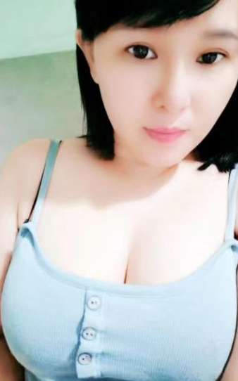 大胸黎老师真骚