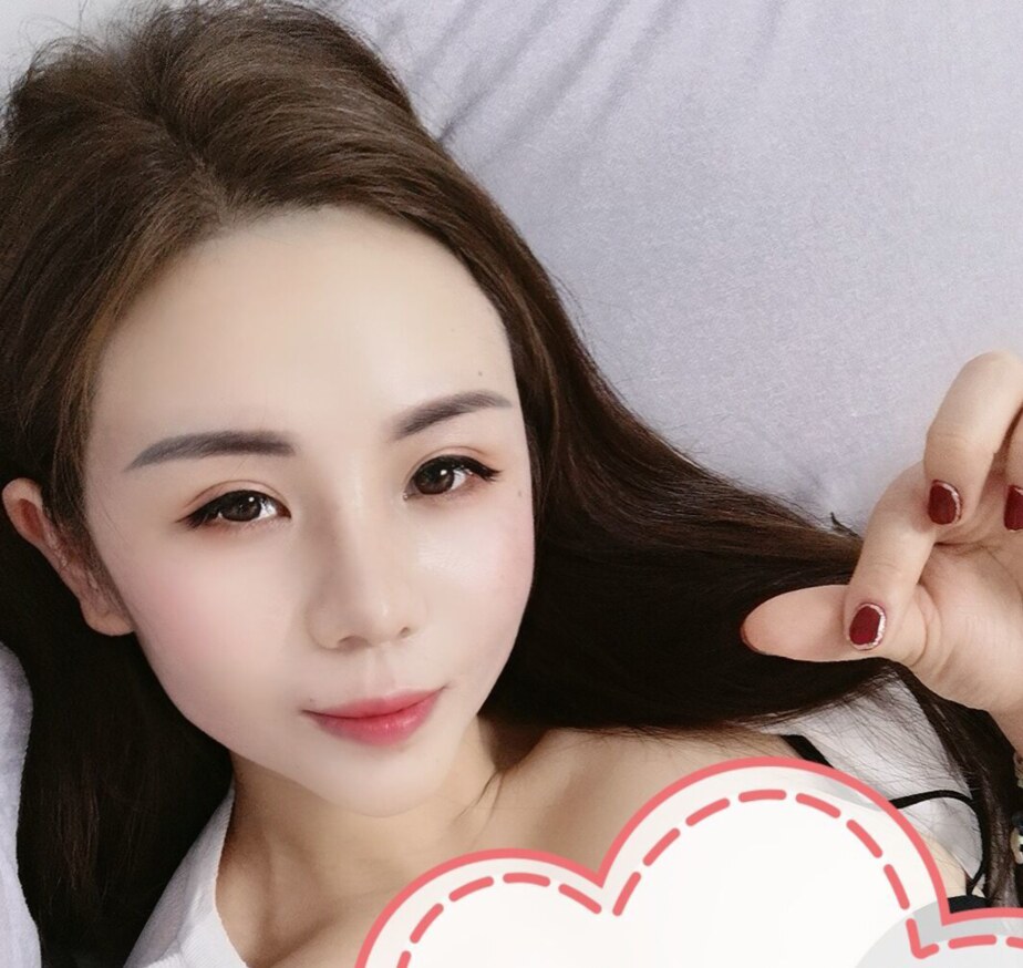 体验美乳珍珍
