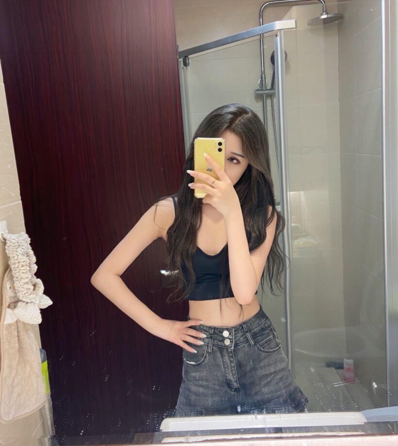 小姐姐胸大苗条