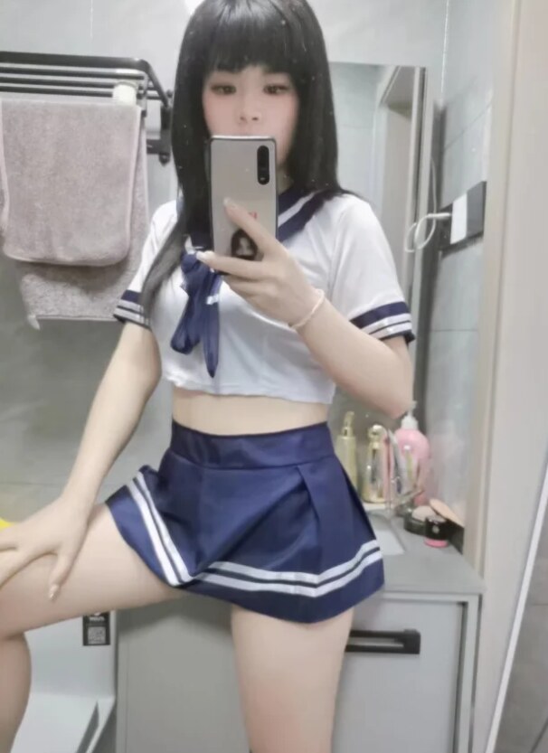 制服小妹娜娜