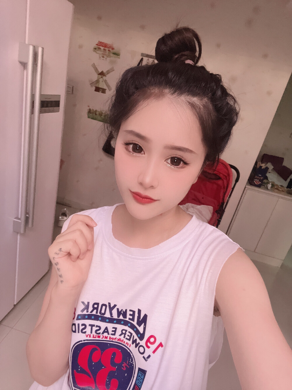 新来的一个纹身小太妹，真实可靠