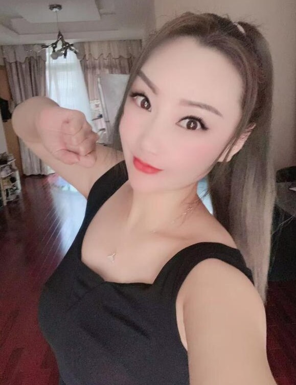 徐汇性感大胸英子