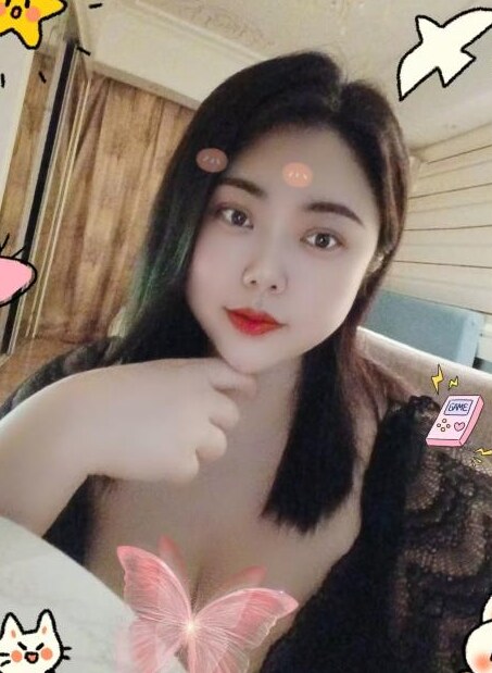 芙蓉大胸啵啵