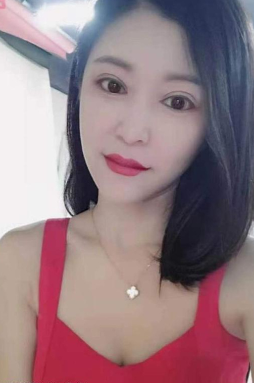 体验斯情服务系少妇