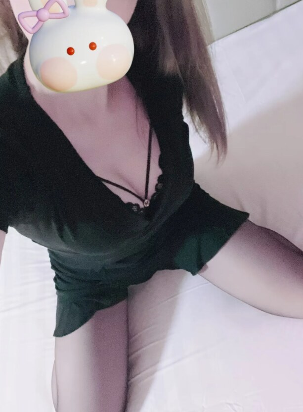 黄岛区本地女孩