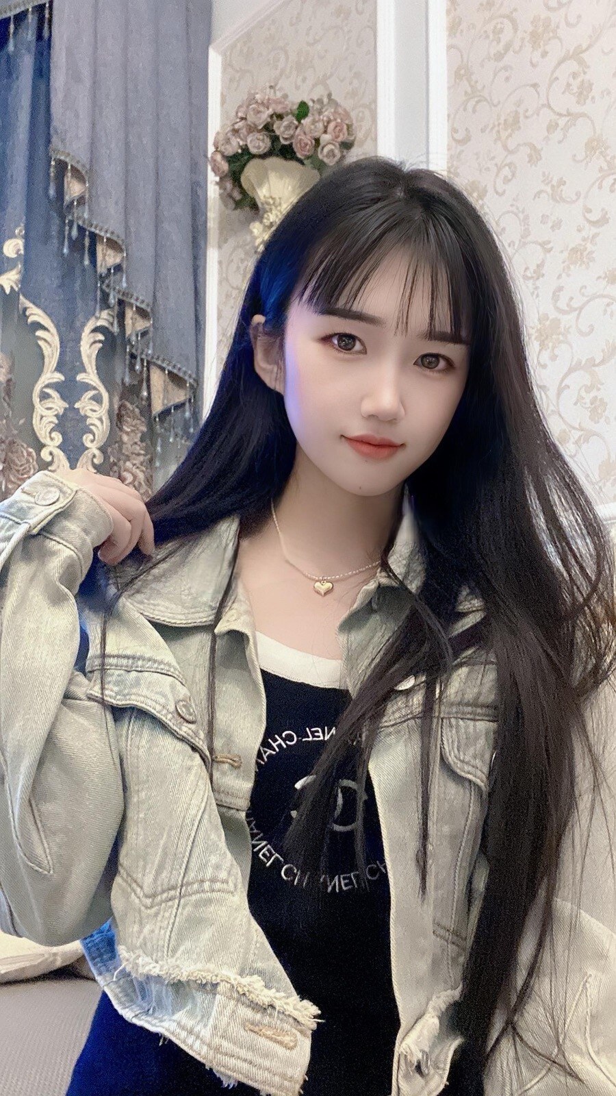 历城区性感小姐姐棒棒棒 