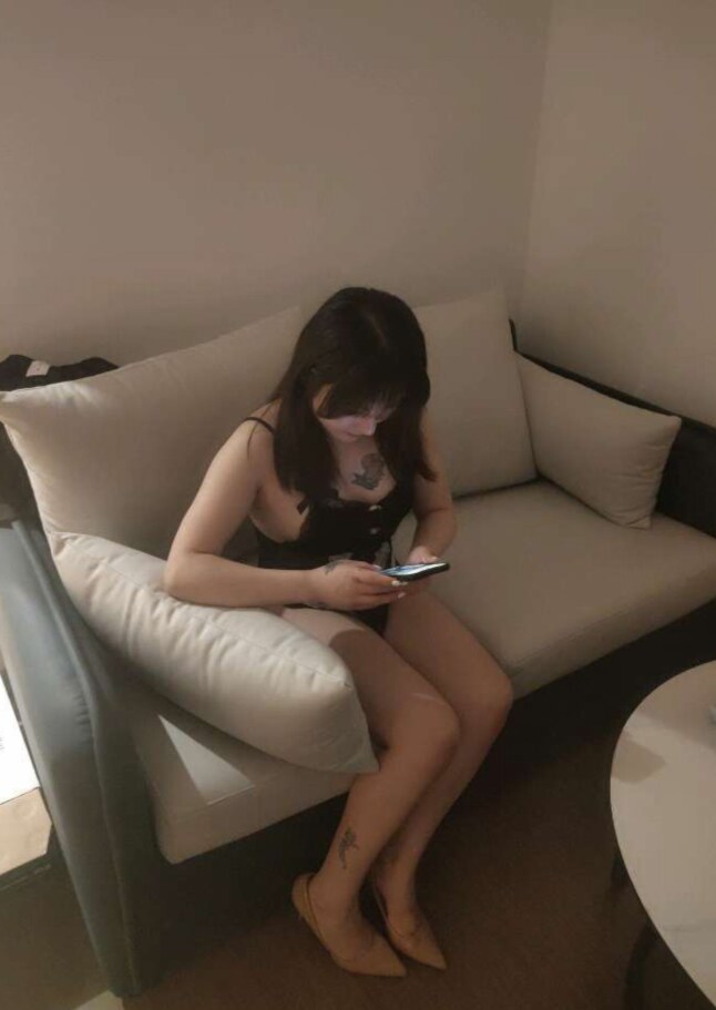 锡山区甜美小女人