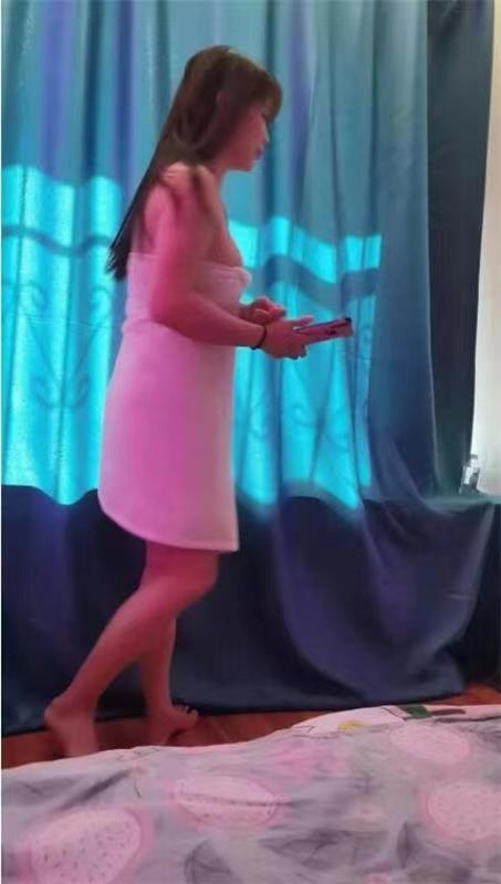 丰台区大奶少妇，附现场偷拍图