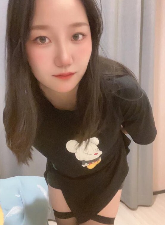 风骚大奶妹