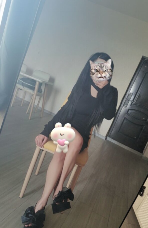 妹子是真的骚