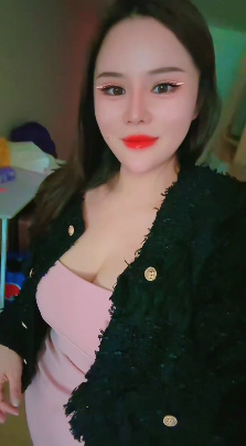 体验肥臀莫妮卡