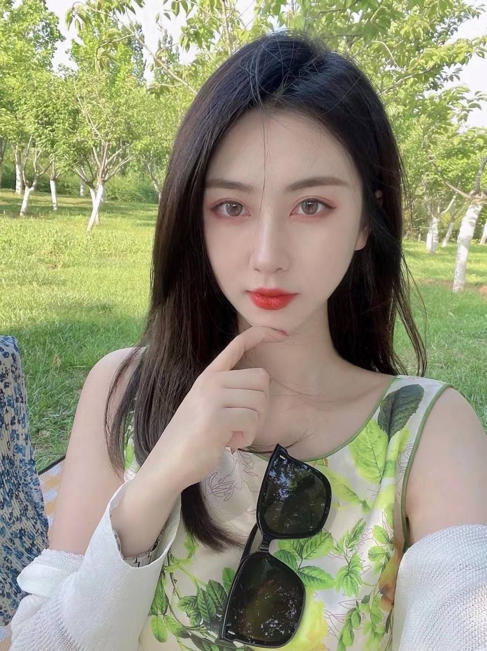二战美少妇小夏老师