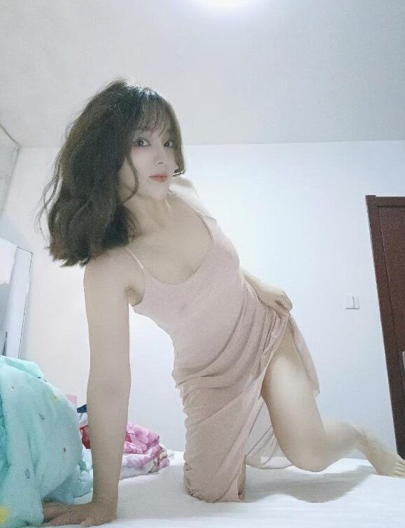 服务颜值双修的萌萌