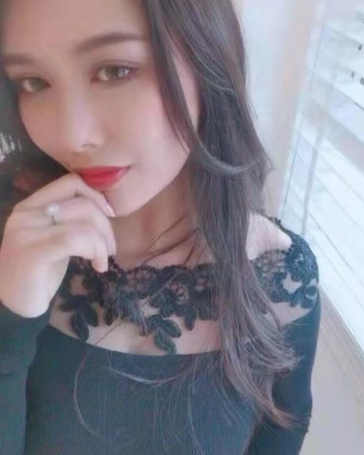 大肥臀三通少妇