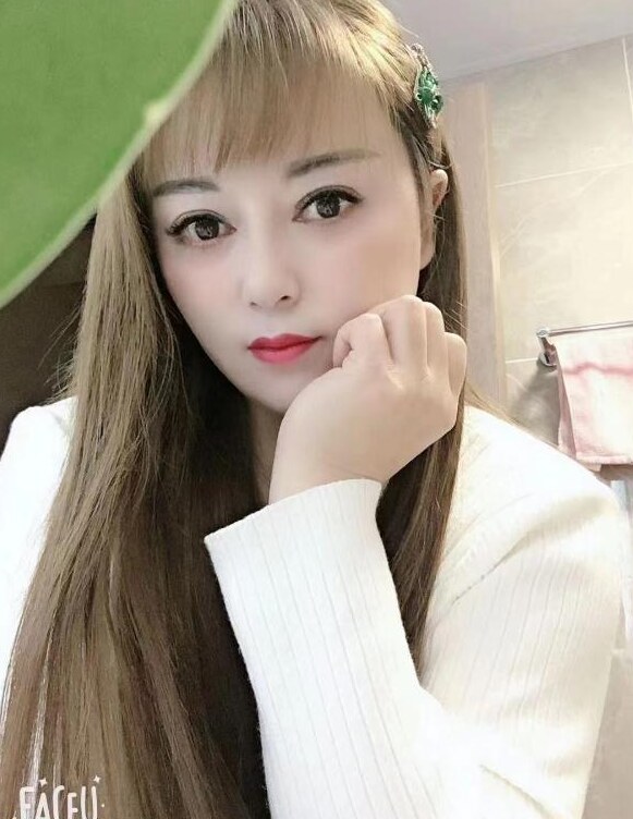 角色扮演少妇