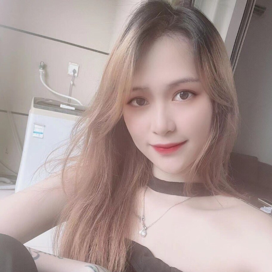 桂林万达大胸嫩妹