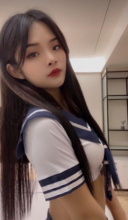 风骚制服小妹