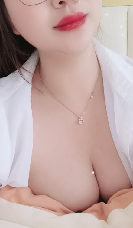 西湖区肥臀大奶牛日记