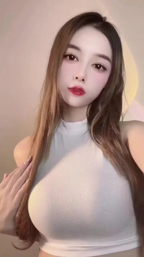 翘臀少妇大胸妹子