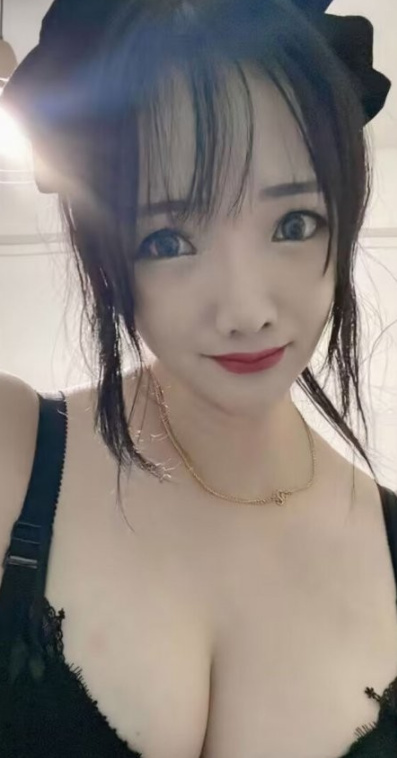 可颜射少妇