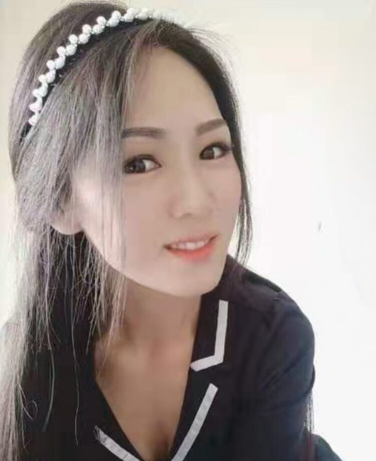 漂亮轻少妇