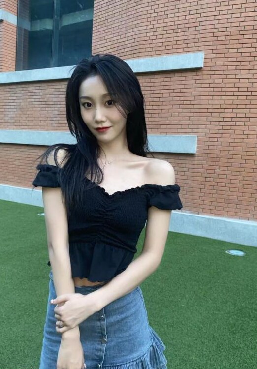 温柔又奔放的妹子