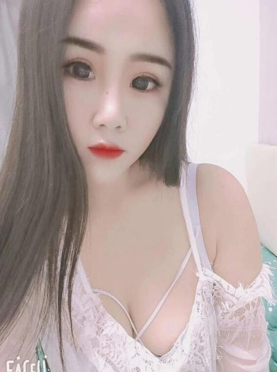 情趣丝袜大胸女仆