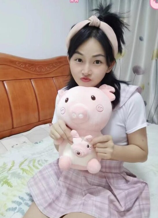 清纯可爱的邻家妹