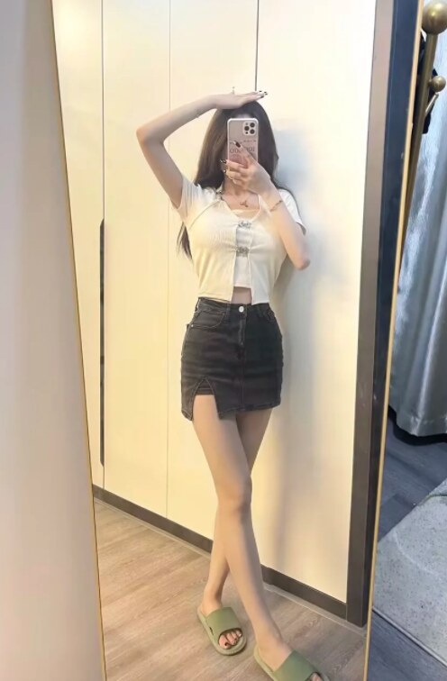 娇嫩欲滴粉可舌吻